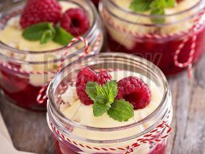 Cranberry Jello Fruit Salad Recipe: A Refreshing and Colorful Dessert